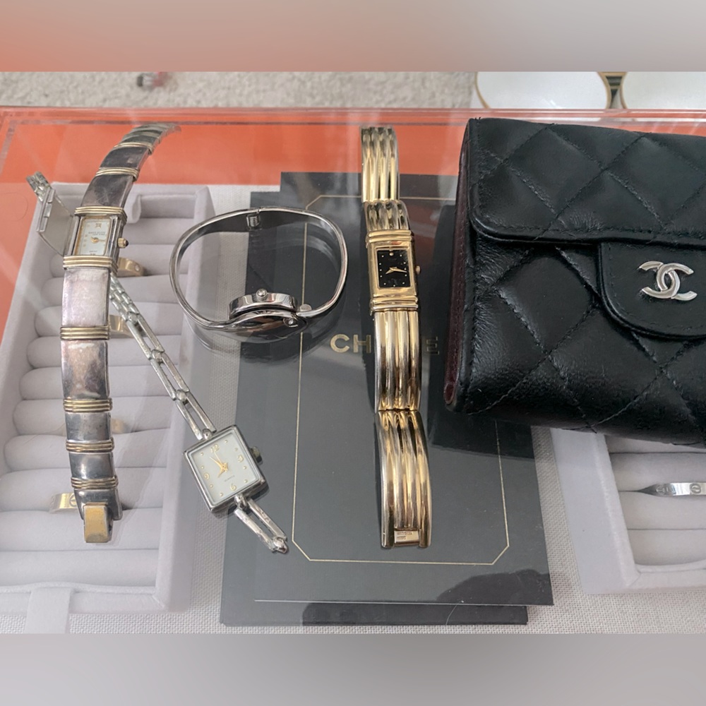 VINTAGE WATCHES SET OF 4
